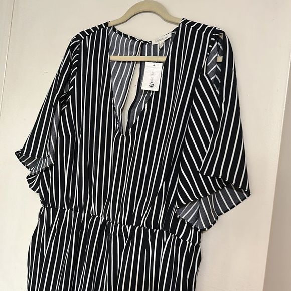 Loralette striped romper - Picture 3 of 4
